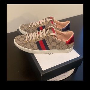 Women’s Ace GG supreme sneaker